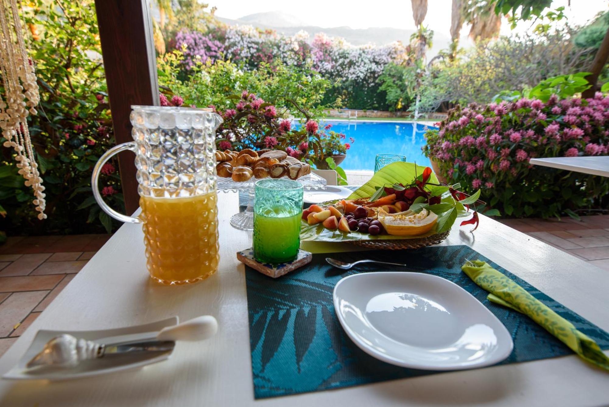 Villa Megna - Green Paradise B&B Палермо Екстериор снимка